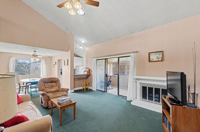 2115 Melrose Drive C, Champaign, IL 61820