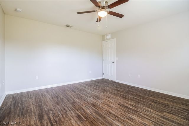 3802 35th ST SW, Lehigh Acres, FL 33976