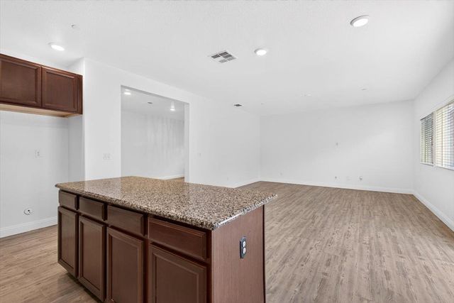1751 Red Alder Ave, Sacramento, CA 95834