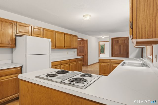 8 Margaret Terrace, Wolcott, CT 06716