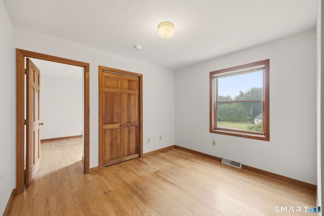 8 Margaret Terrace, Wolcott, CT 06716