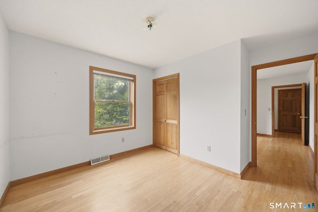 8 Margaret Terrace, Wolcott, CT 06716