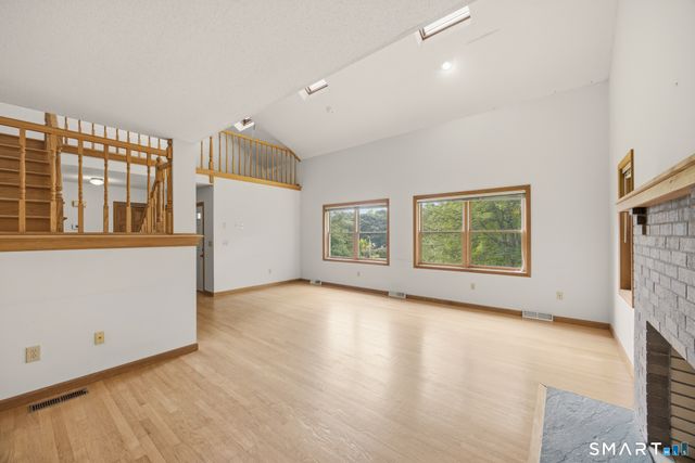 8 Margaret Terrace, Wolcott, CT 06716