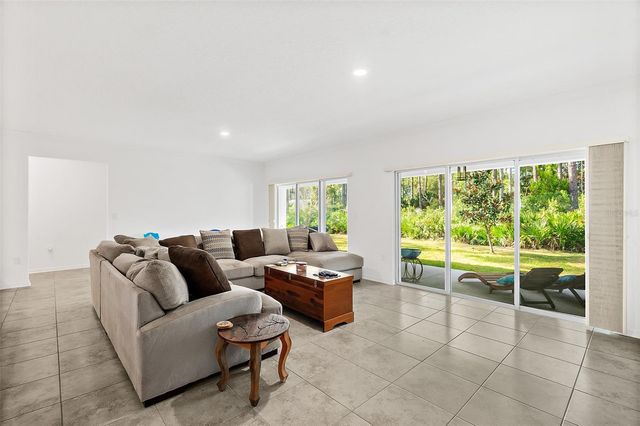 3 SETON COURT, Palm Coast, FL 32164