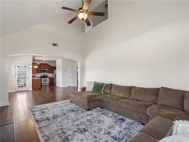 231 Feathers Lane, Raeford, NC 28376