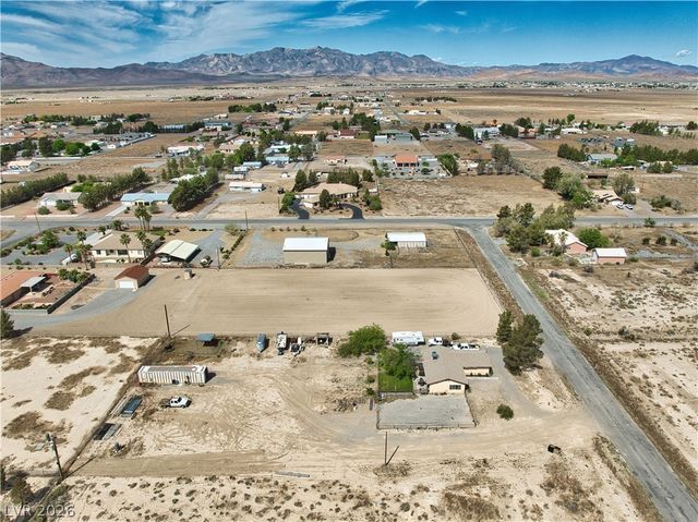 1641 West Hickory Street, Pahrump, NV 89048