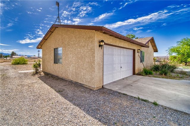 1641 West Hickory Street, Pahrump, NV 89048