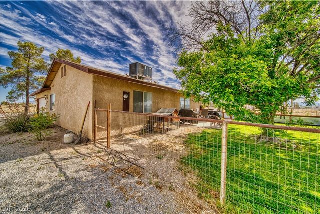 1641 West Hickory Street, Pahrump, NV 89048