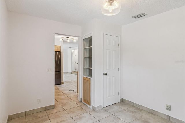 307 E MAPLE STREET, Davenport, FL 33837