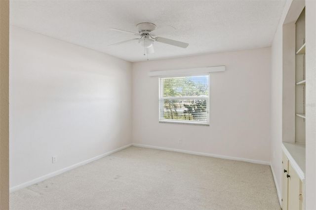 307 E MAPLE STREET, Davenport, FL 33837