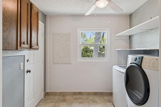 307 E MAPLE STREET, Davenport, FL 33837