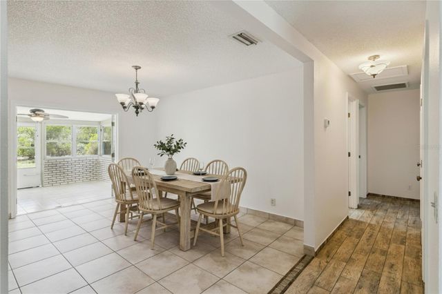 307 E MAPLE STREET, Davenport, FL 33837