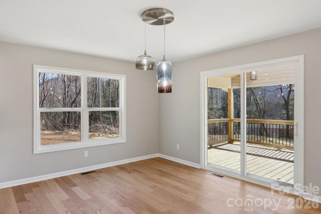 127 Lincoln Ridge Drive, Candler, NC 28715