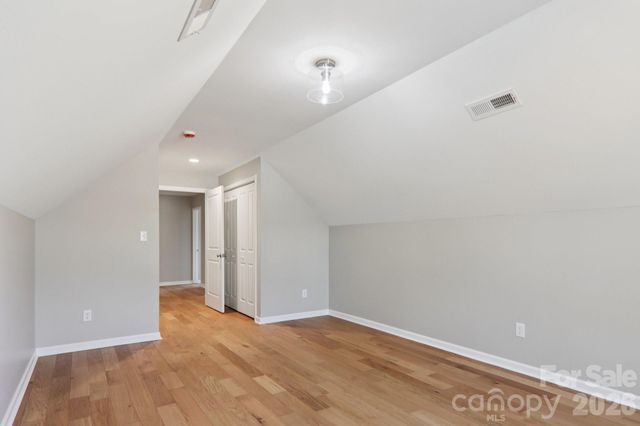 127 Lincoln Ridge Drive, Candler, NC 28715