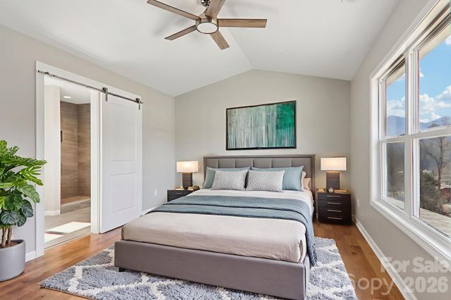 127 Lincoln Ridge Drive, Candler, NC 28715