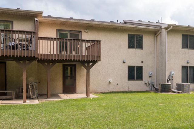 1813 6th Avenue W, Shakopee, MN 55379