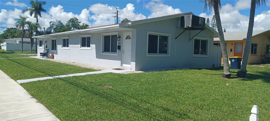602 SE 2nd Avenue, Dania Beach, FL 33004