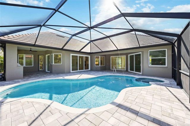 7922 ROYAL BIRKDALE CIRCLE, Lakewood Ranch, FL 34202