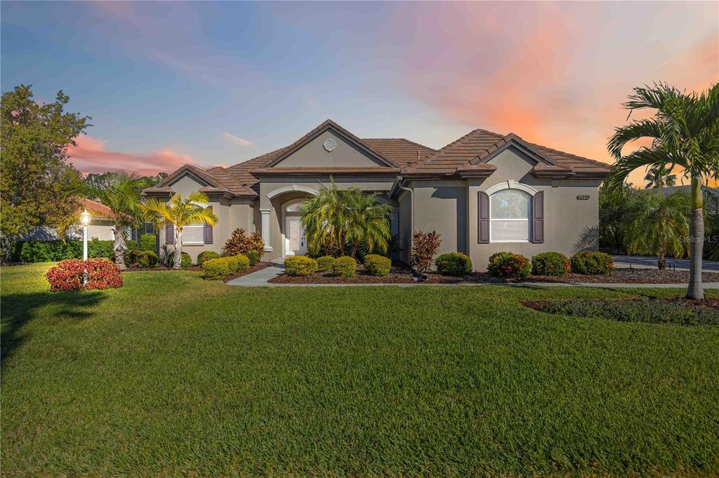 7922 ROYAL BIRKDALE CIRCLE, Lakewood Ranch, FL 34202
