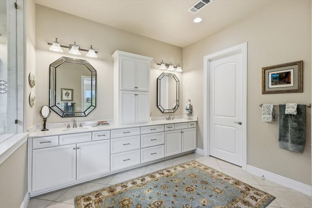 9713 Arkose Drive, Denton, TX 76207