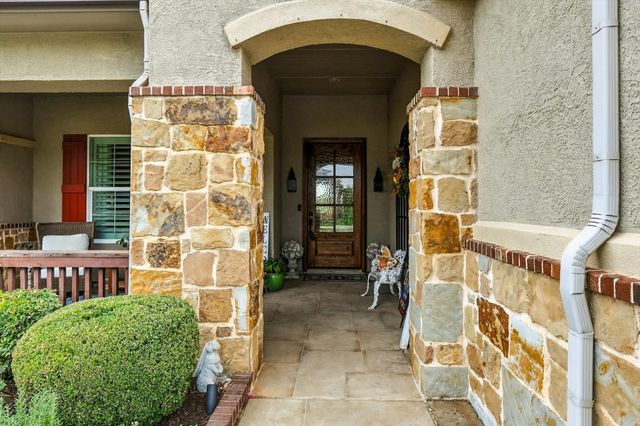 9713 Arkose Drive, Denton, TX 76207