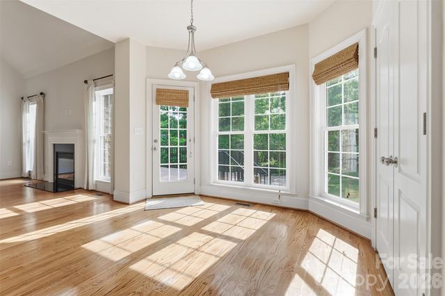 279 Woodstream Circle, Mooresville, NC 28117