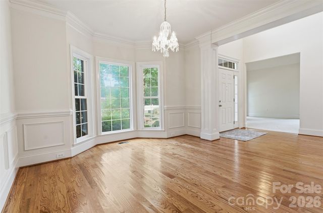 279 Woodstream Circle, Mooresville, NC 28117