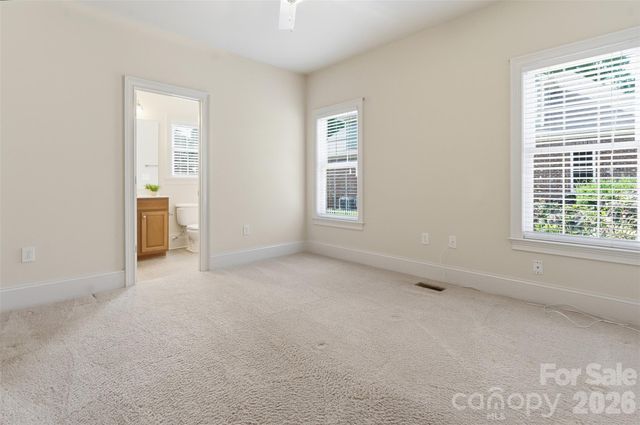 279 Woodstream Circle, Mooresville, NC 28117