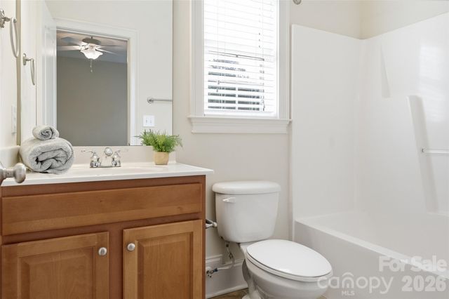 279 Woodstream Circle, Mooresville, NC 28117