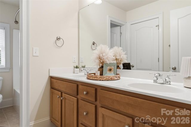 279 Woodstream Circle, Mooresville, NC 28117