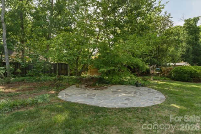 279 Woodstream Circle, Mooresville, NC 28117