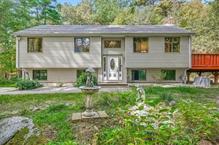 38 W Elm St, Hopkinton, MA 01748