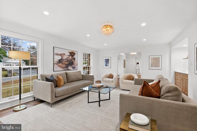 10104 NEWHALL RD, Potomac, MD 20854