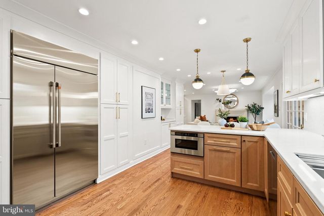 10104 NEWHALL RD, Potomac, MD 20854