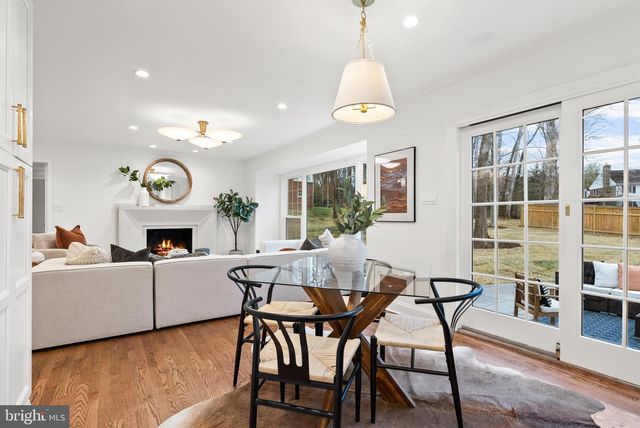 10104 NEWHALL RD, Potomac, MD 20854