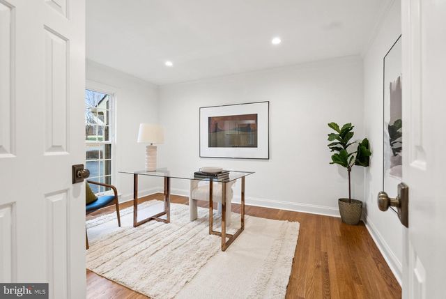 10104 NEWHALL RD, Potomac, MD 20854