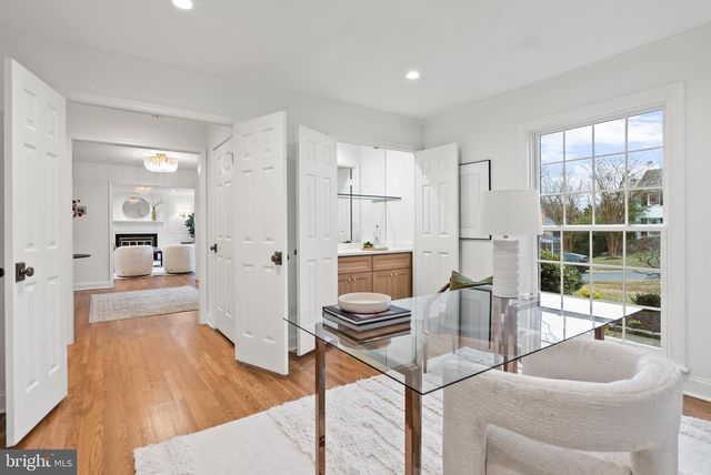 10104 NEWHALL RD, Potomac, MD 20854