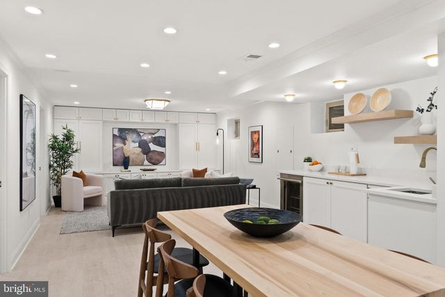 10104 NEWHALL RD, Potomac, MD 20854