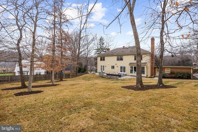 10104 NEWHALL RD, Potomac, MD 20854