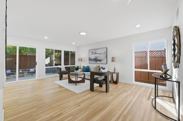 802 W Knickerbocker Drive, Sunnyvale, CA 94087