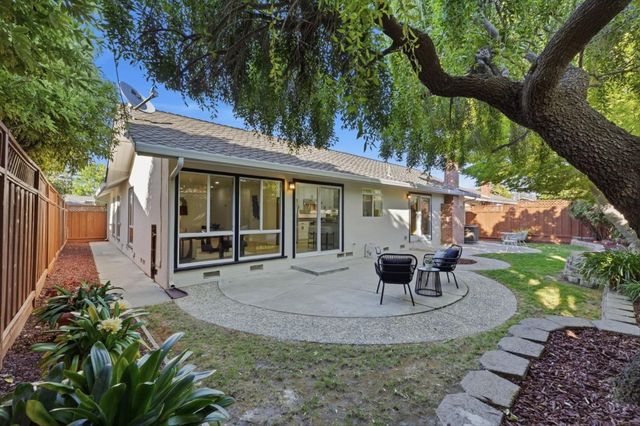 802 W Knickerbocker Drive, Sunnyvale, CA 94087