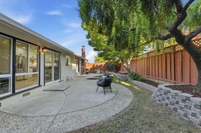 802 W Knickerbocker Drive, Sunnyvale, CA 94087