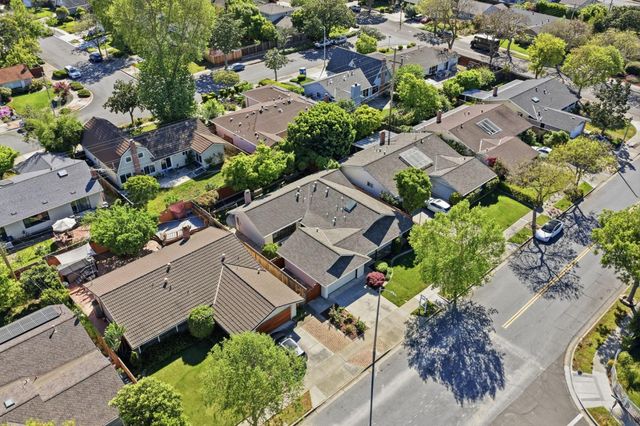 802 W Knickerbocker Drive, Sunnyvale, CA 94087