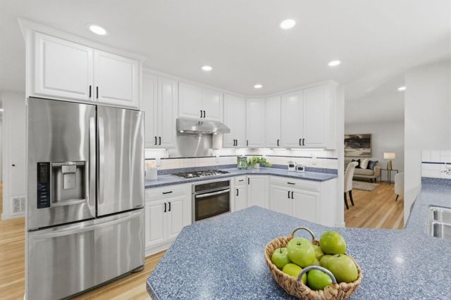 802 W Knickerbocker Drive, Sunnyvale, CA 94087