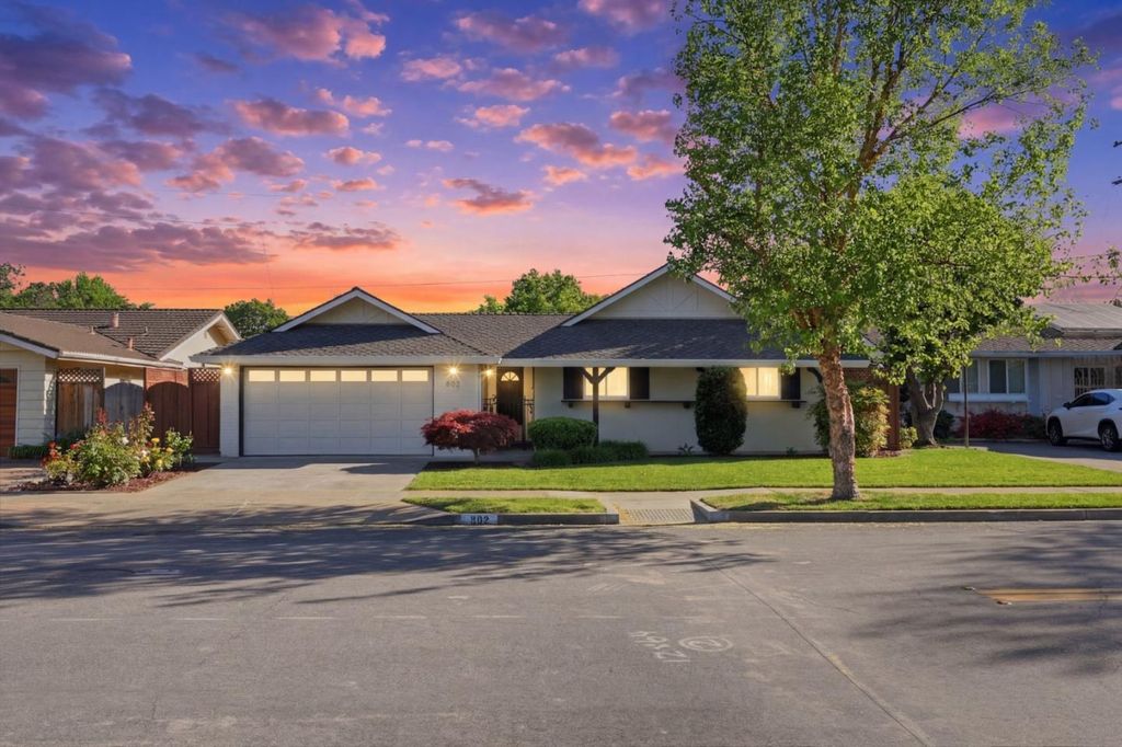 802 W Knickerbocker Drive, Sunnyvale, CA 94087