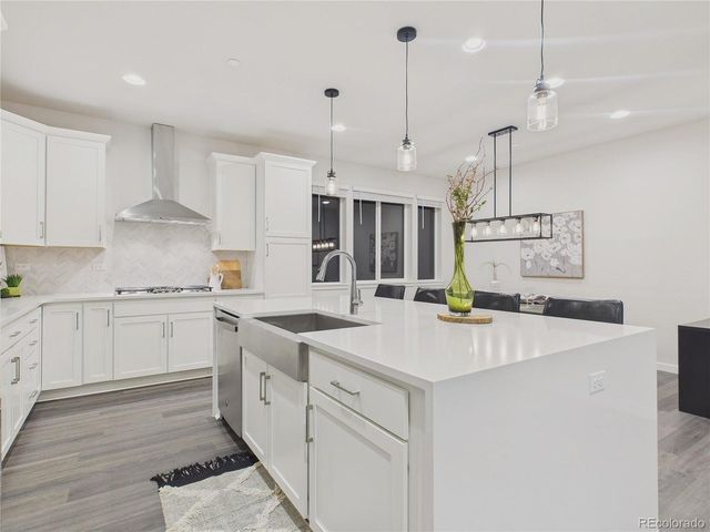 11487 W Grand Way, Littleton, CO 80127