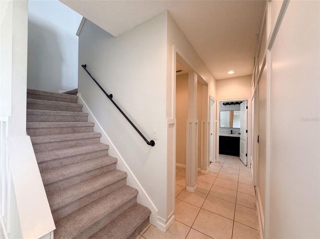 881 HARING LANE, Mount Dora, FL 32757
