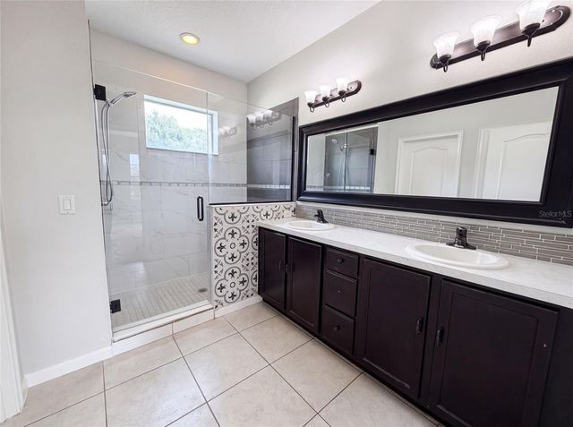 881 HARING LANE, Mount Dora, FL 32757