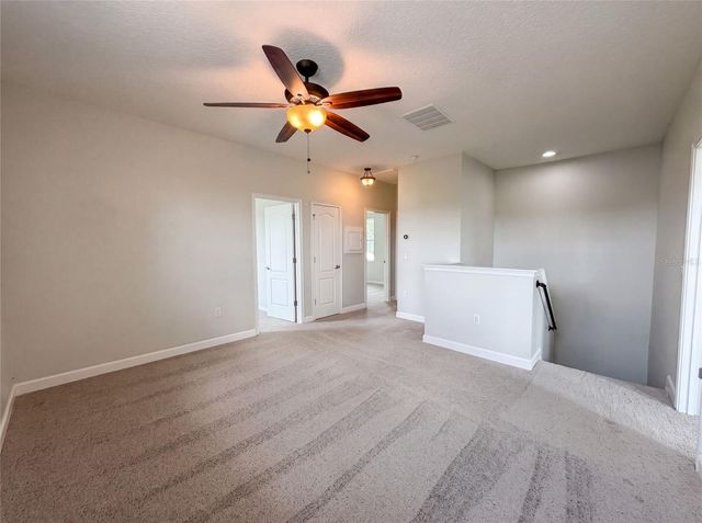 881 HARING LANE, Mount Dora, FL 32757