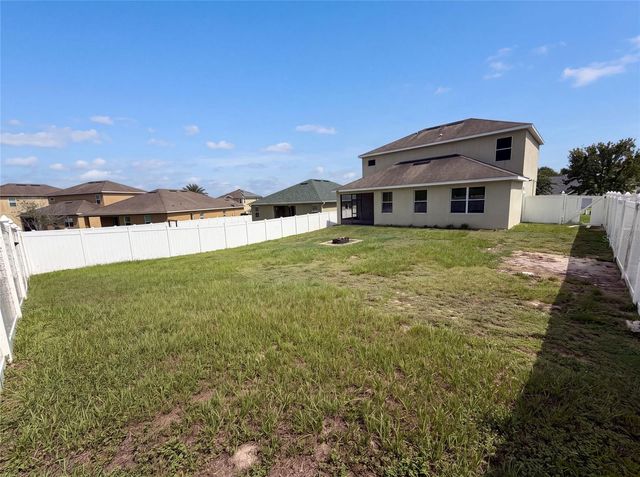 881 HARING LANE, Mount Dora, FL 32757